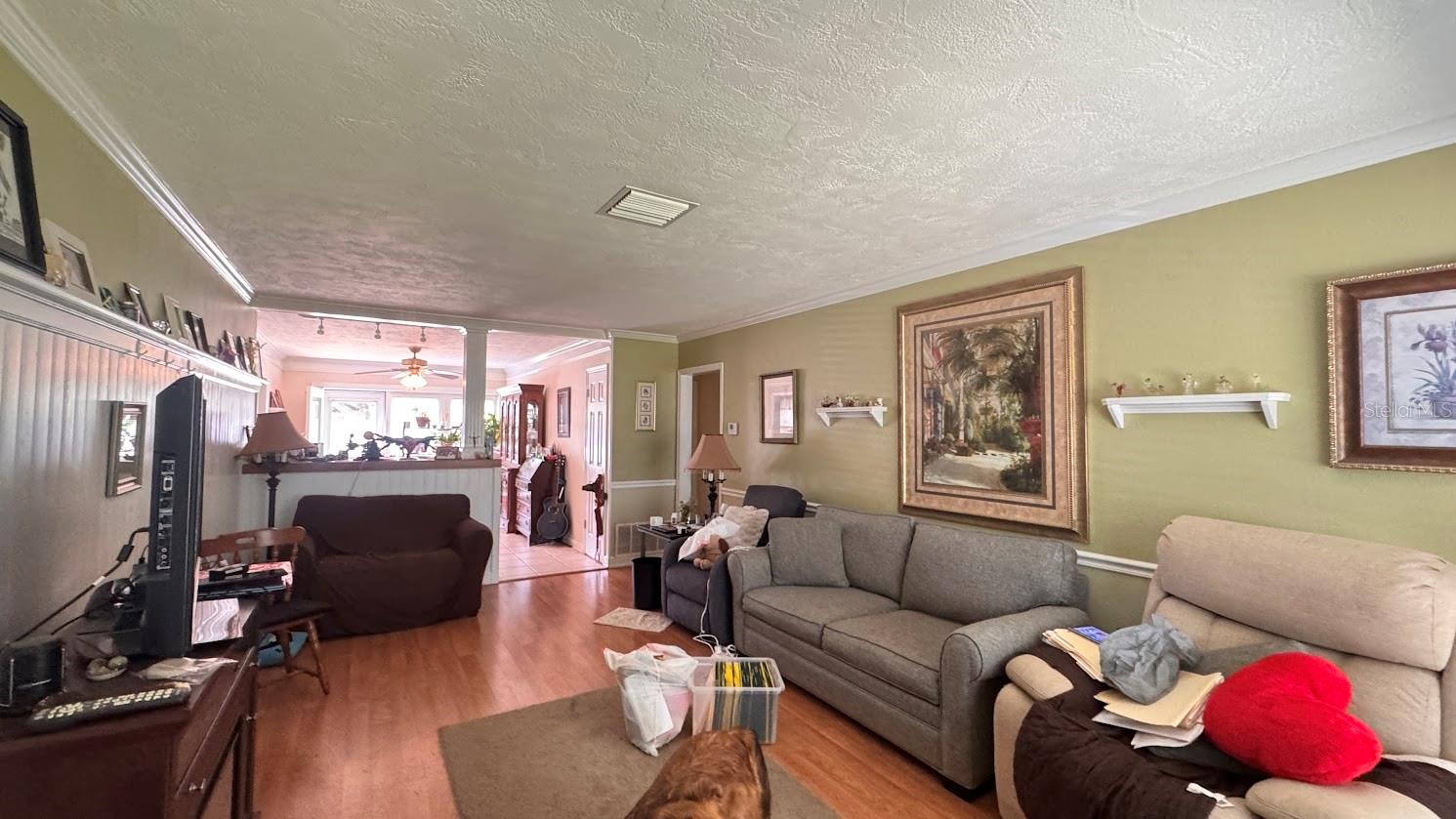 559 Villagrande Ave, Saint Petersburg, FL 33707 photo
