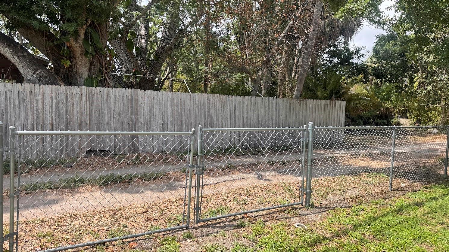 559 Villagrande Ave, Saint Petersburg, FL 33707 photo