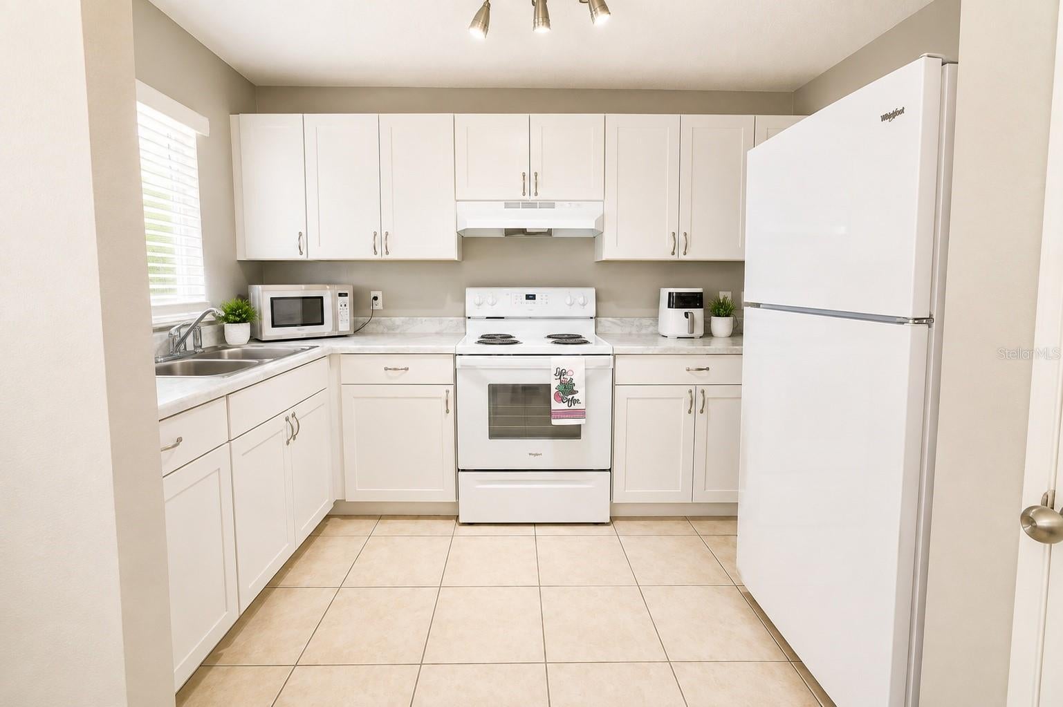 1807 Michigan Ave #B, Kissimmee, FL 34744 photo
