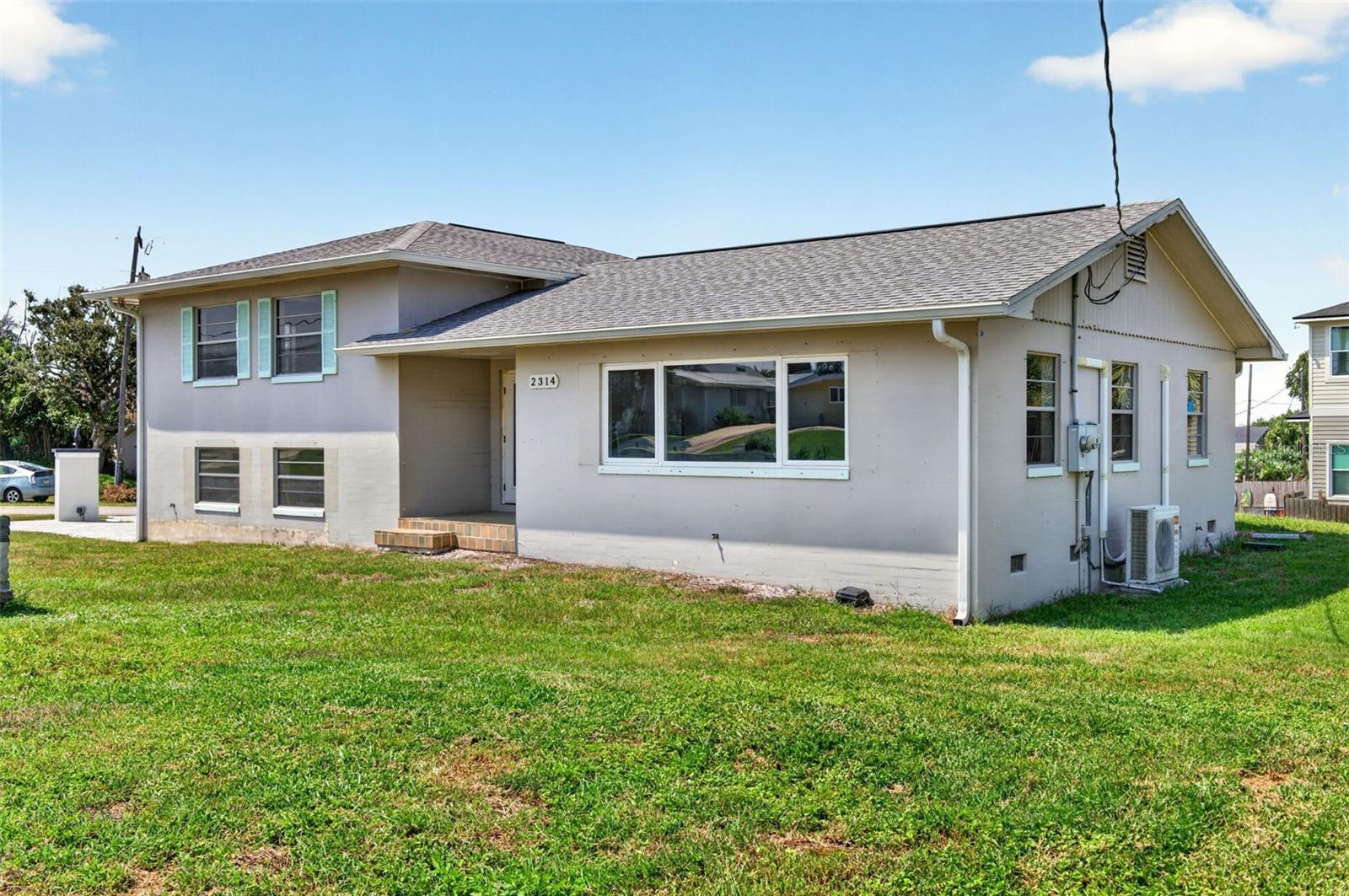 2314 Peninsula Dr, Daytona Beach, FL 32118