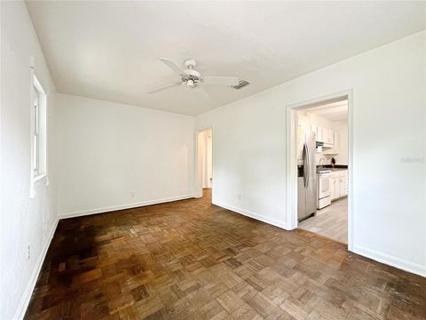 Single Family Residence in GAINESVILLE FL 431 NW 28TH AVENUE 9.jpg