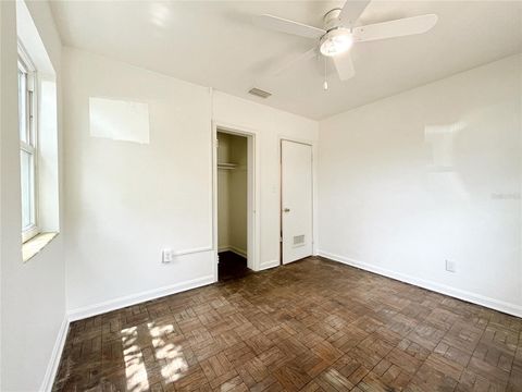 Single Family Residence in GAINESVILLE FL 431 NW 28TH AVENUE 16.jpg