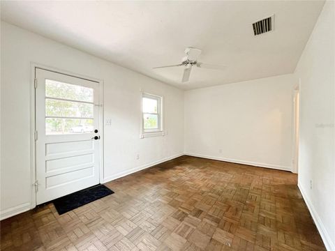 Single Family Residence in GAINESVILLE FL 431 NW 28TH AVENUE 10.jpg