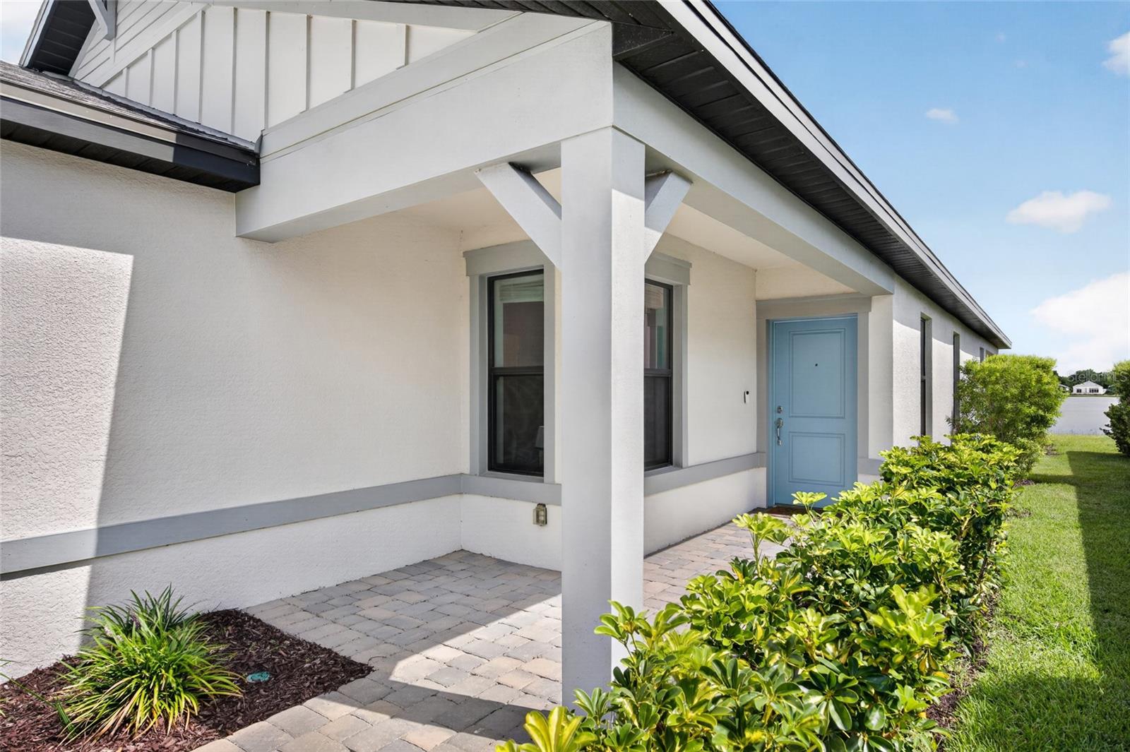 6492 Silverstar Dr, Sarasota, FL 34240 photo