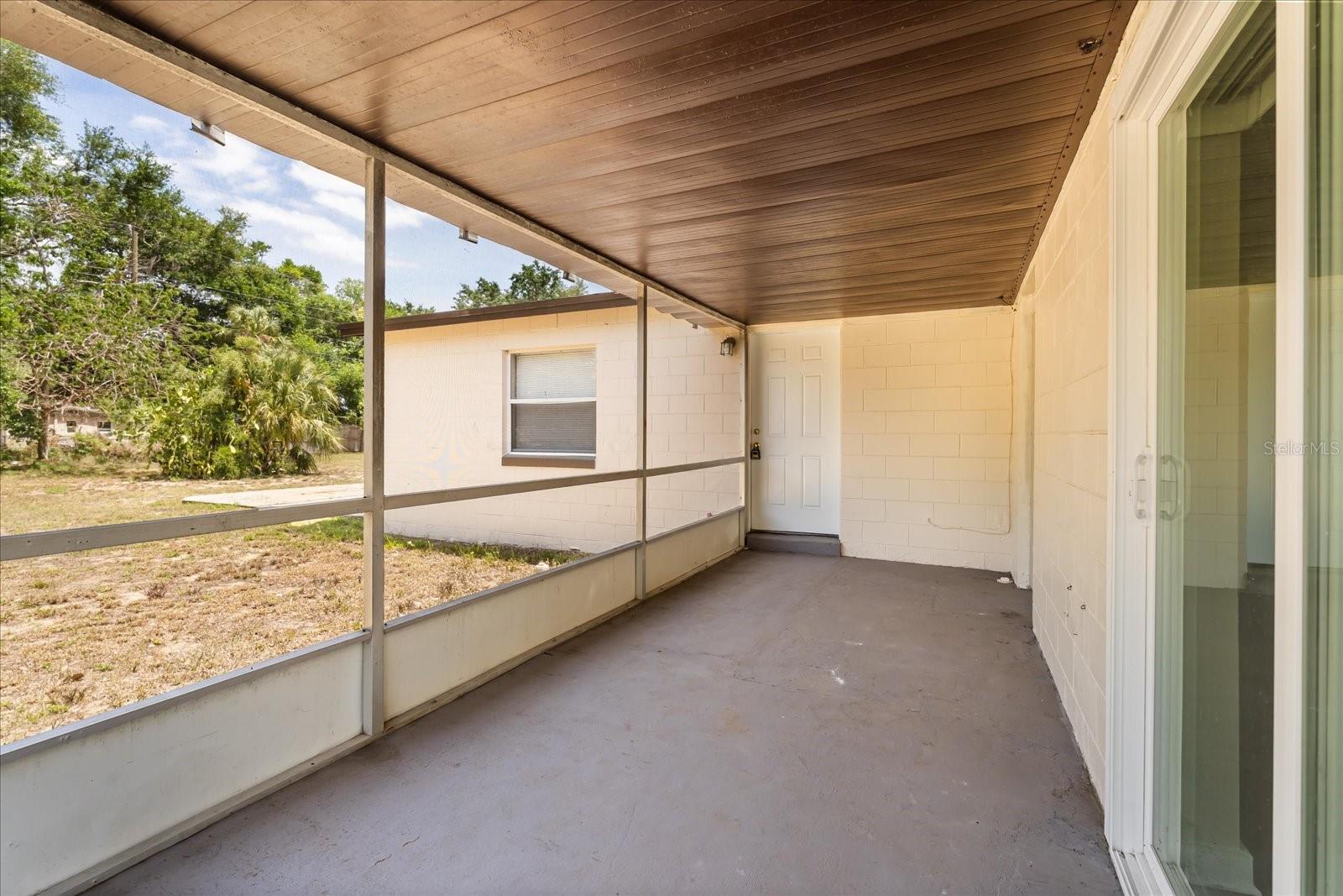 Single Family Residence in CLERMONT FL 540 E HIGHLAND AVENUE 21.jpg