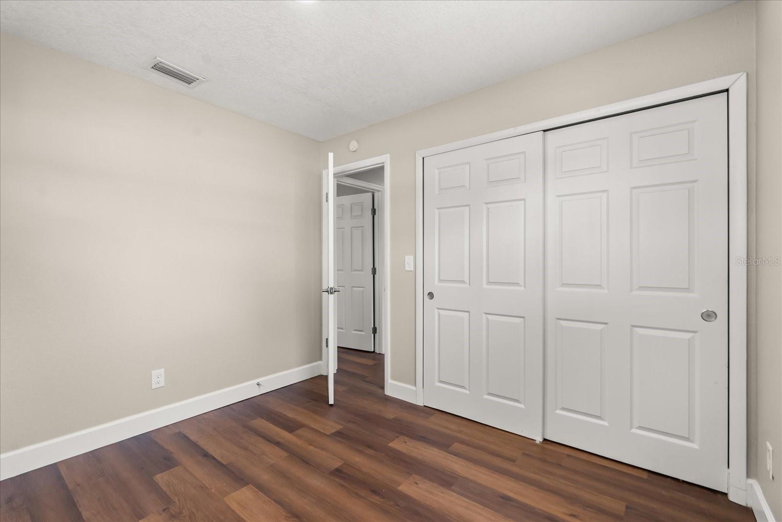 Single Family Residence in CLERMONT FL 540 E HIGHLAND AVENUE 6.jpg