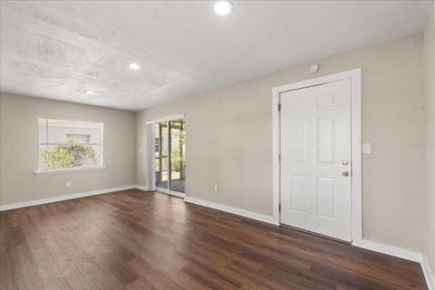 Single Family Residence in CLERMONT FL 540 E HIGHLAND AVENUE 8.jpg