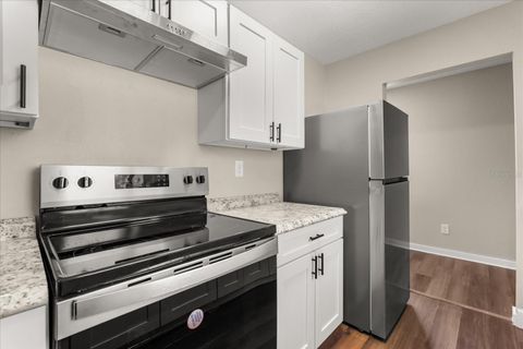 Single Family Residence in CLERMONT FL 540 E HIGHLAND AVENUE 12.jpg