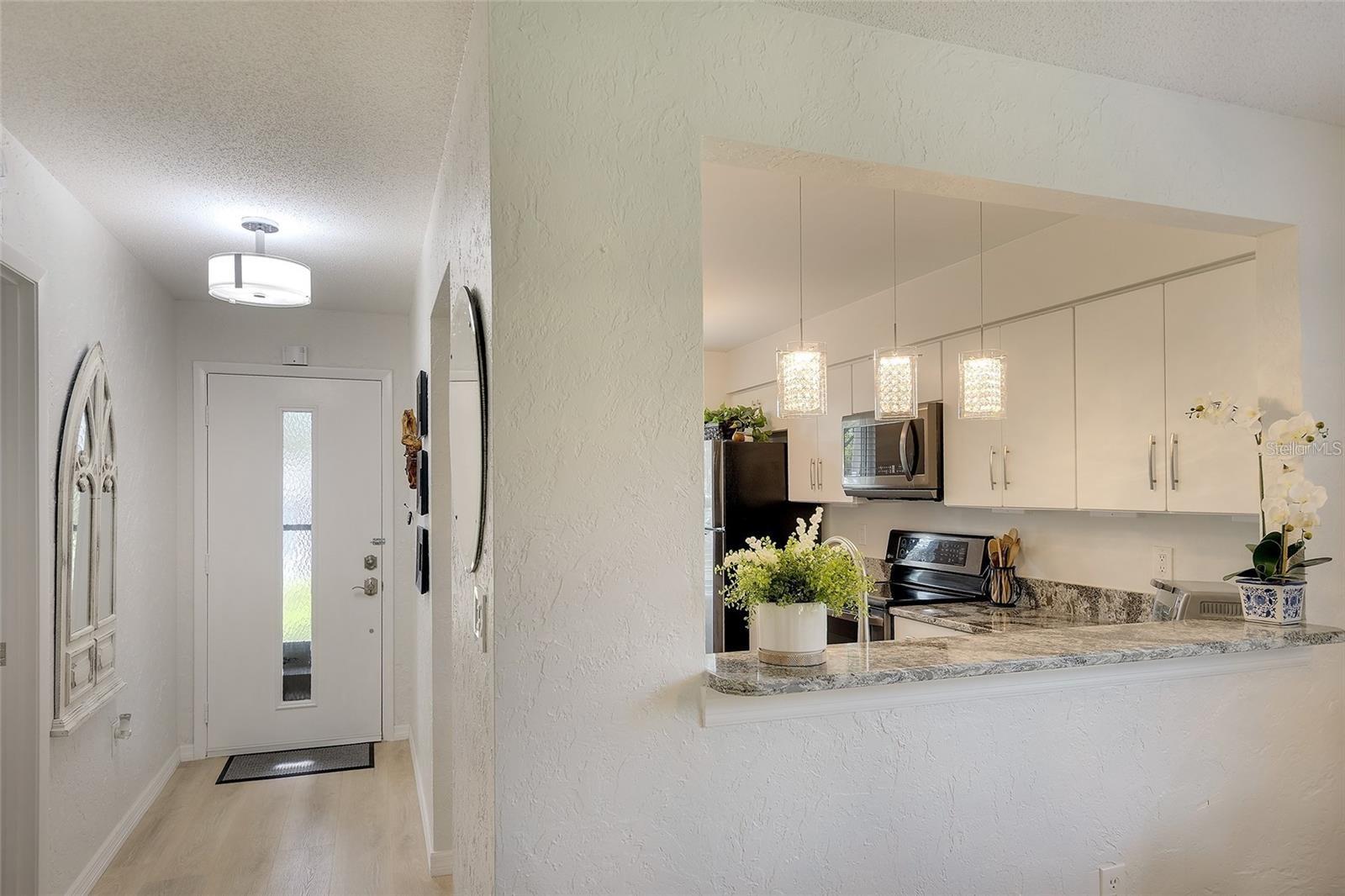 6024 28 St, Bradenton, FL 34207 photo