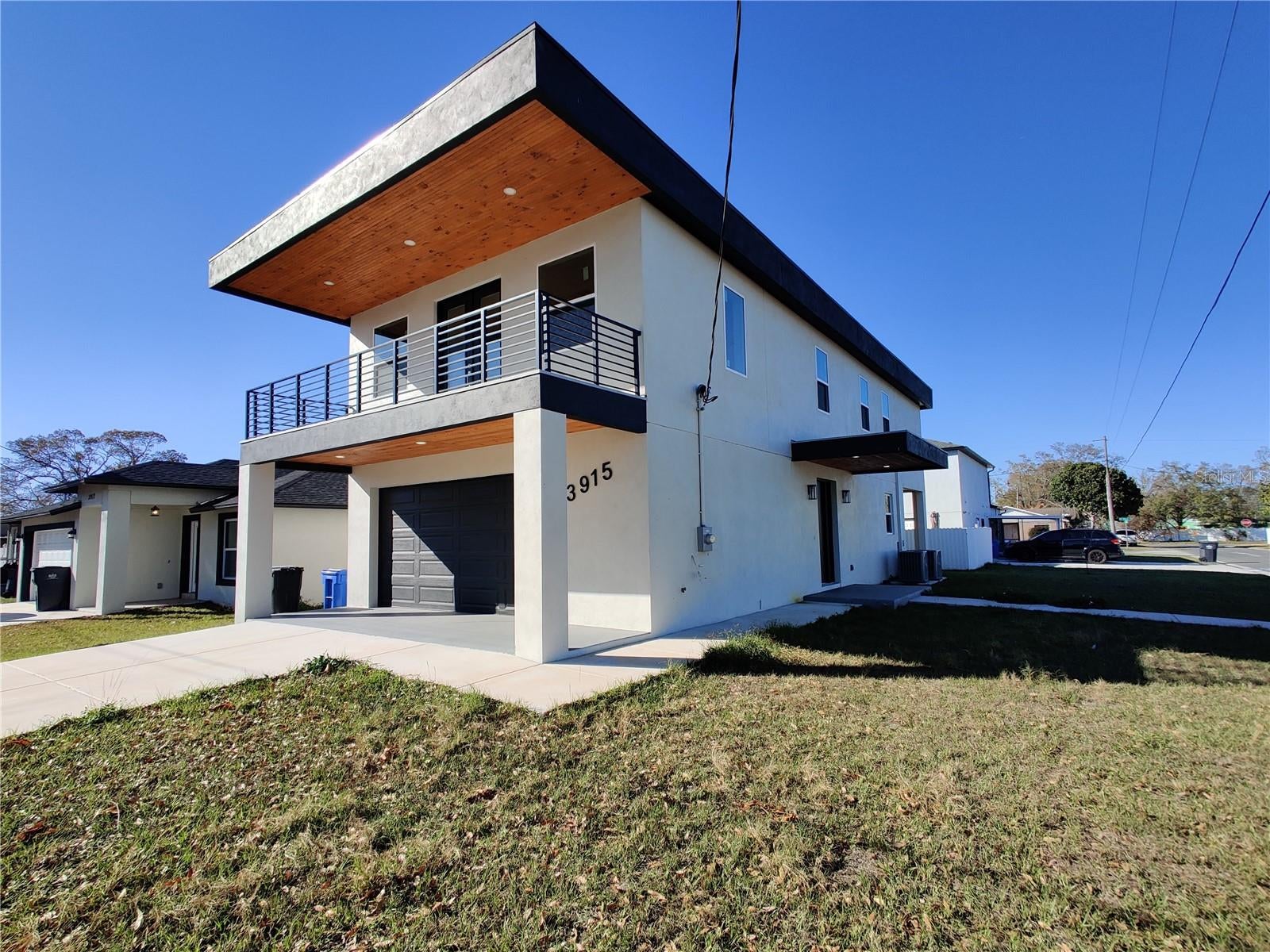 3915 W Robson St, Tampa, FL 33614 photo