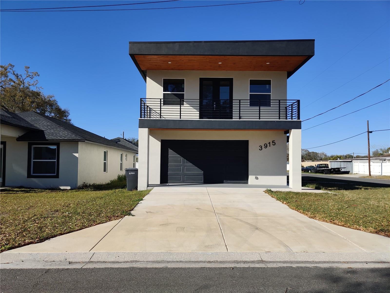 3915 Robson St, Tampa, FL 33614