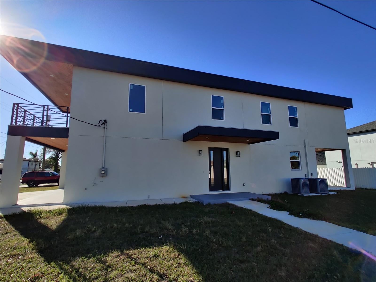 3915 W Robson St, Tampa, FL 33614 photo