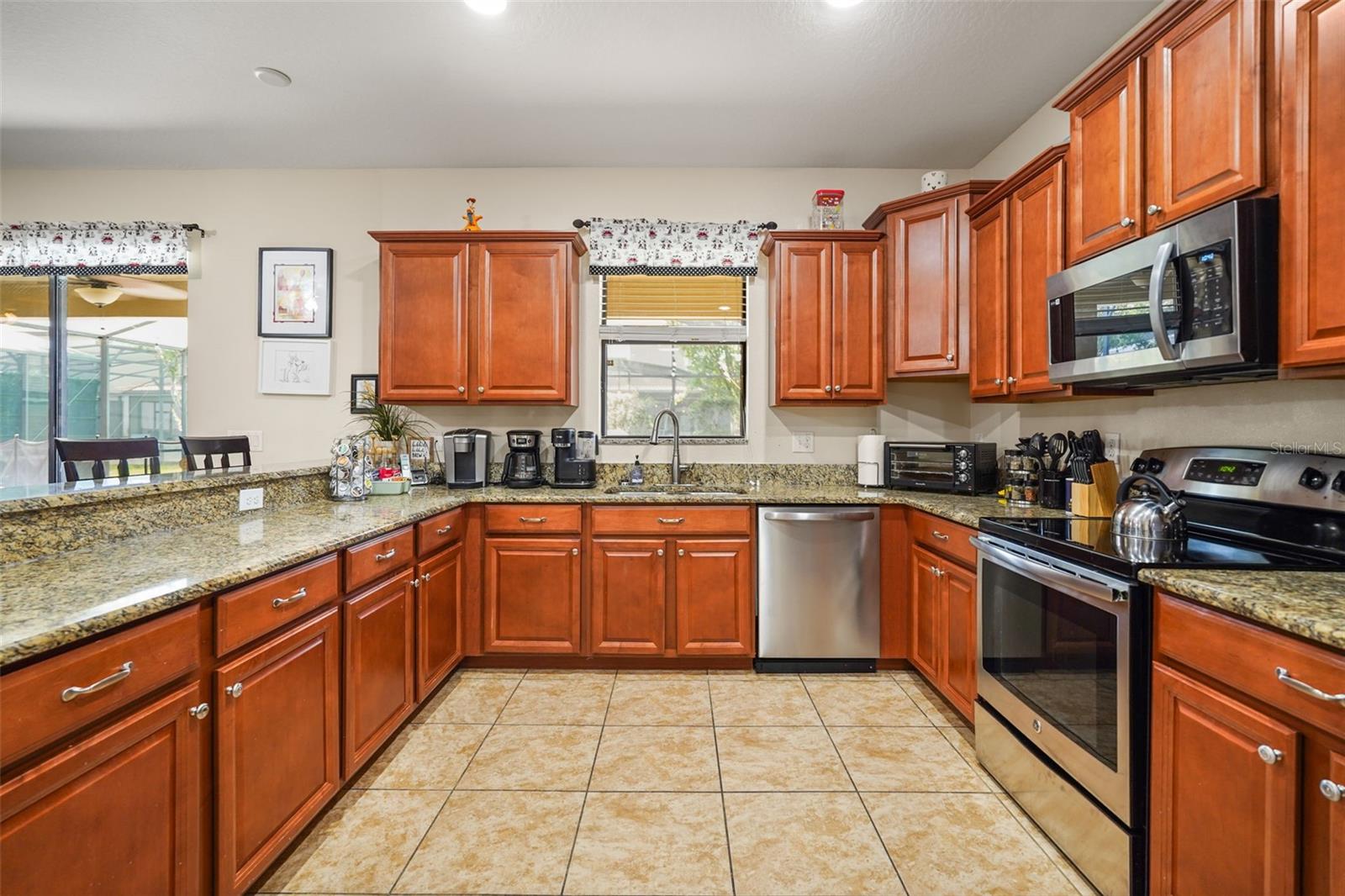 1461 Myrtlewood St, Davenport, FL 33896 photo
