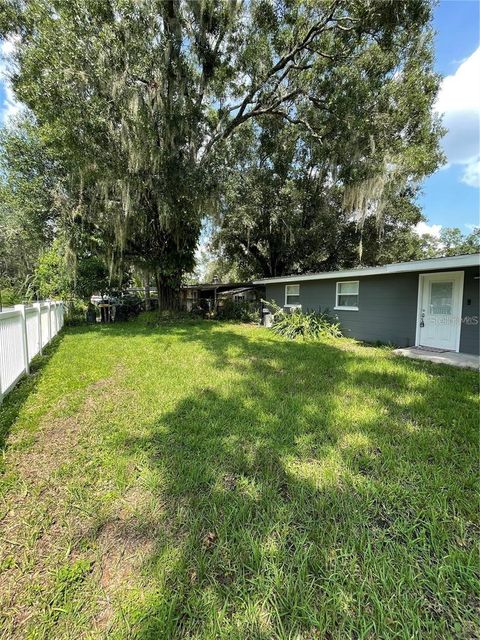 Single Family Residence in LAKELAND FL 732 TRENTON ROAD.jpg