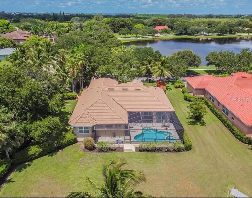 1704 Amberwynd Cir, Palmetto, FL 34221 photo