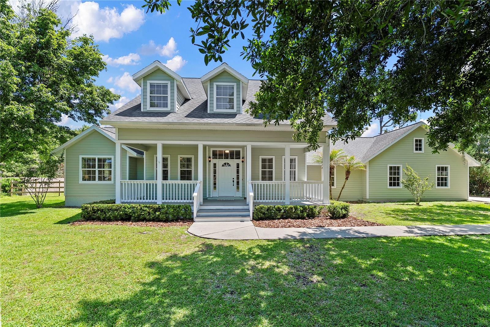 761 Belfast Pl, Chuluota, FL 32766
