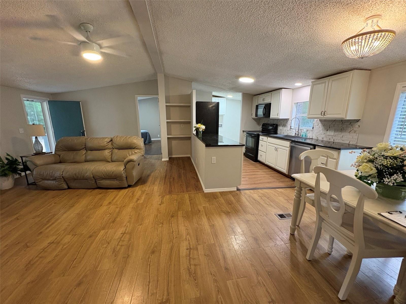 8588 W Wings Ln, Crystal River, FL 34429 photo
