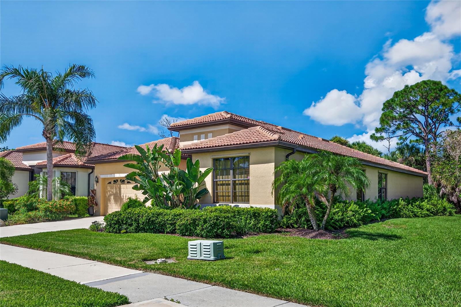 1995 Batello Dr, Venice, FL 34292 photo