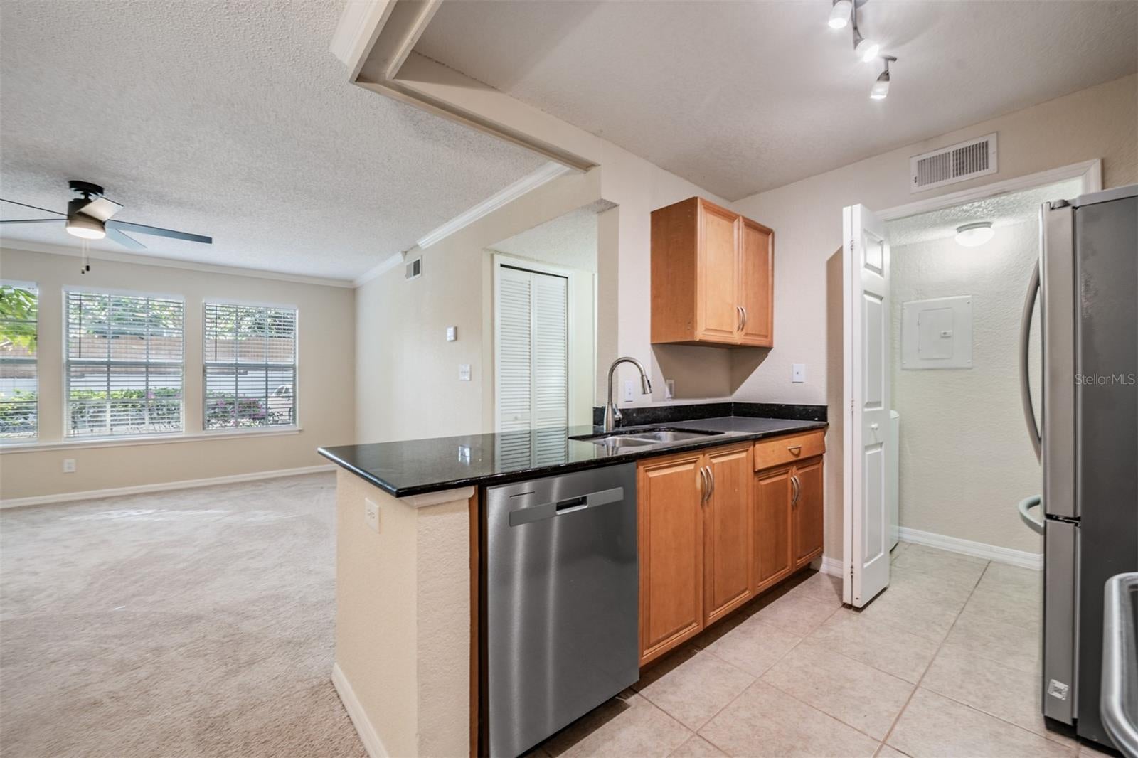3274 Haviland Ct #101, Palm Harbor, FL 34684 photo