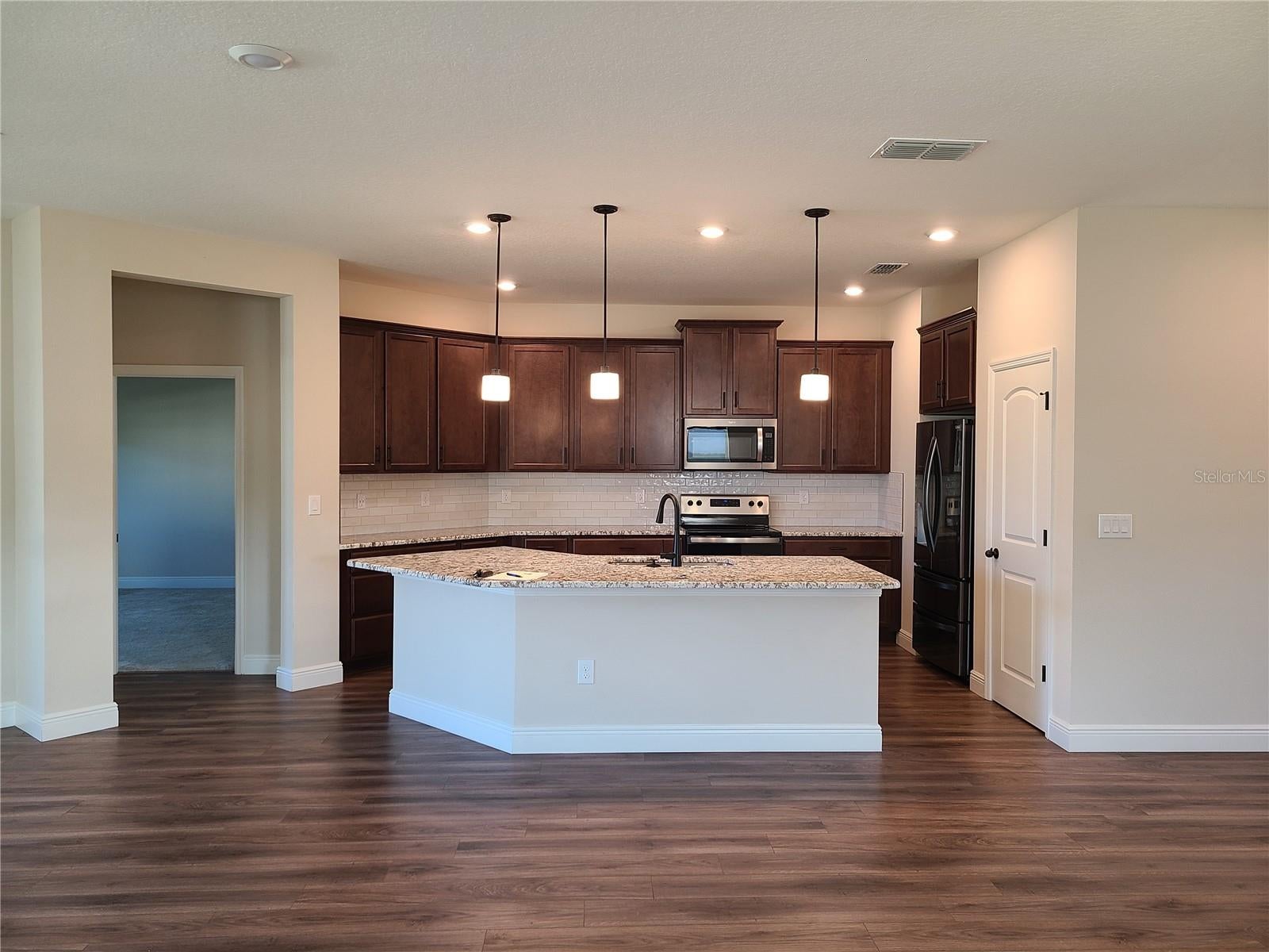 5736 143 Ct, Bradenton, FL 34211 photo