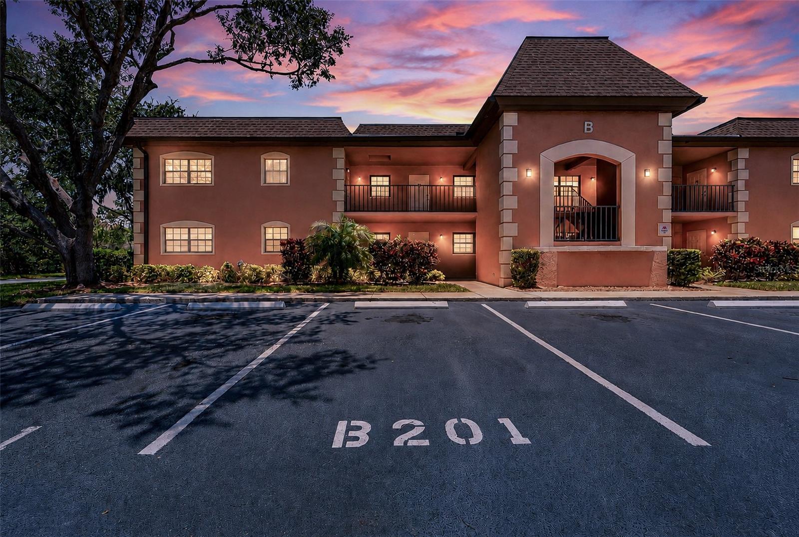 12900 Vonn Rd, Largo, FL 33774