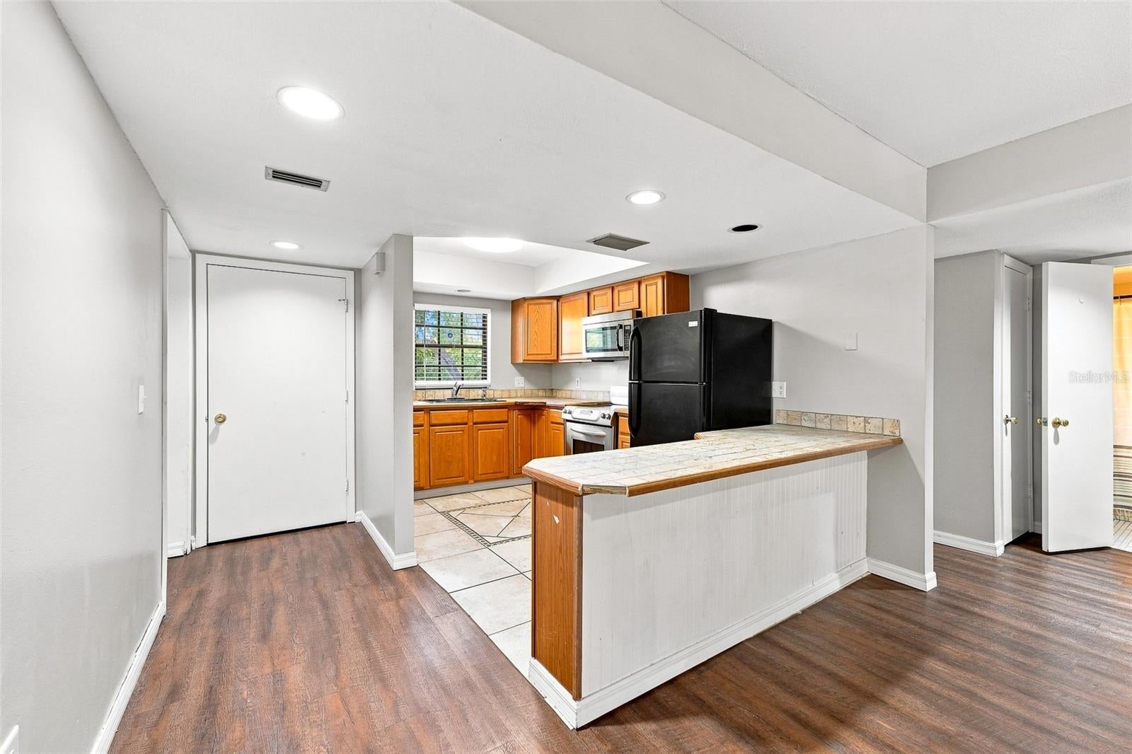 12900 Vonn Rd #B 201, Largo, FL 33774 photo