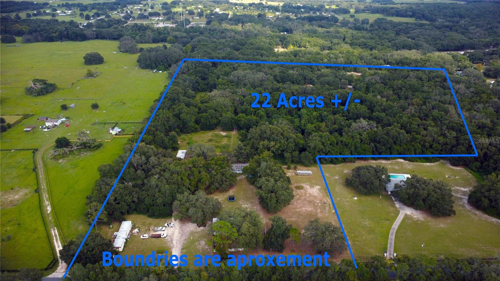 17281 SE 130, Weirsdale, FL 32195 photo