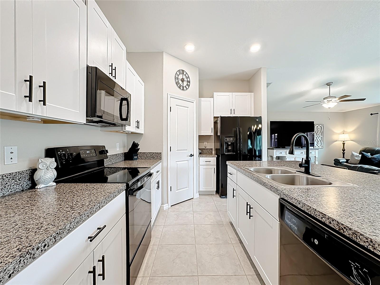 4449 Eternal Prince Dr, Sun City Center, FL 33573 photo