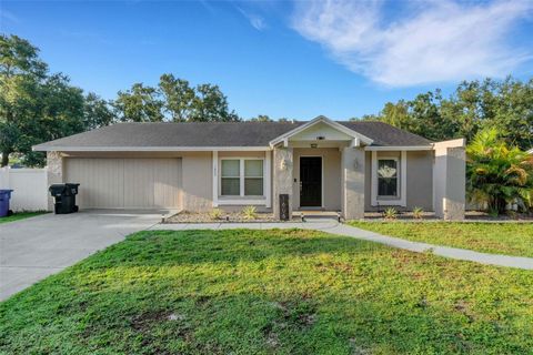 Single Family Residence in LAKELAND FL 1606 CRYSTALVIEW TRAIL.jpg