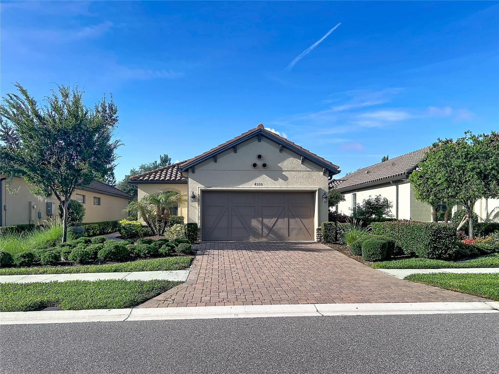 8335 Alberata Vista Dr, Tampa, FL 33647 photo