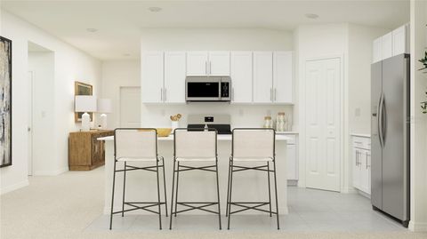 Single Family Residence in EAGLE LAKE FL 1273 DEEPWATER CIRCLE 1.jpg