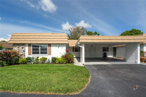 Townhouse in SARASOTA FL 5521 RIVERBLUFF CIRCLE #V-10.jpg