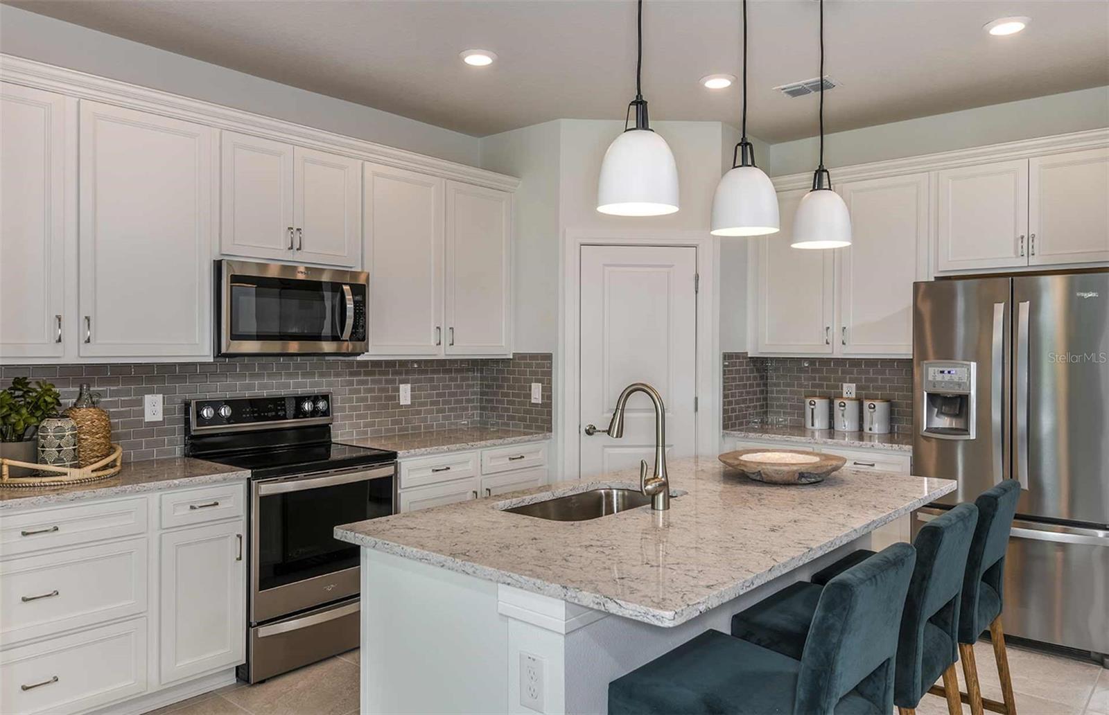 8572 SW 65 Street Rd, Ocala, FL 34481 photo