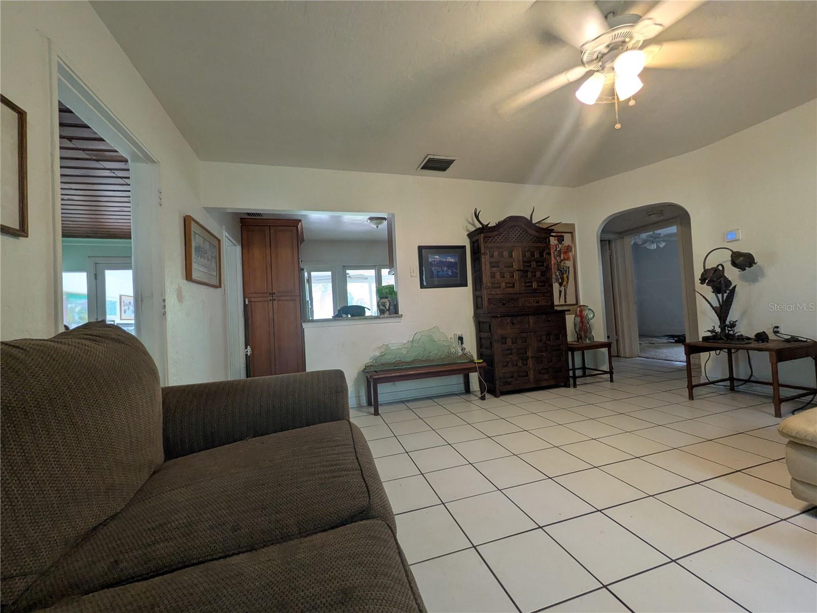2007 E Rampart St, Tampa, FL 33604 photo