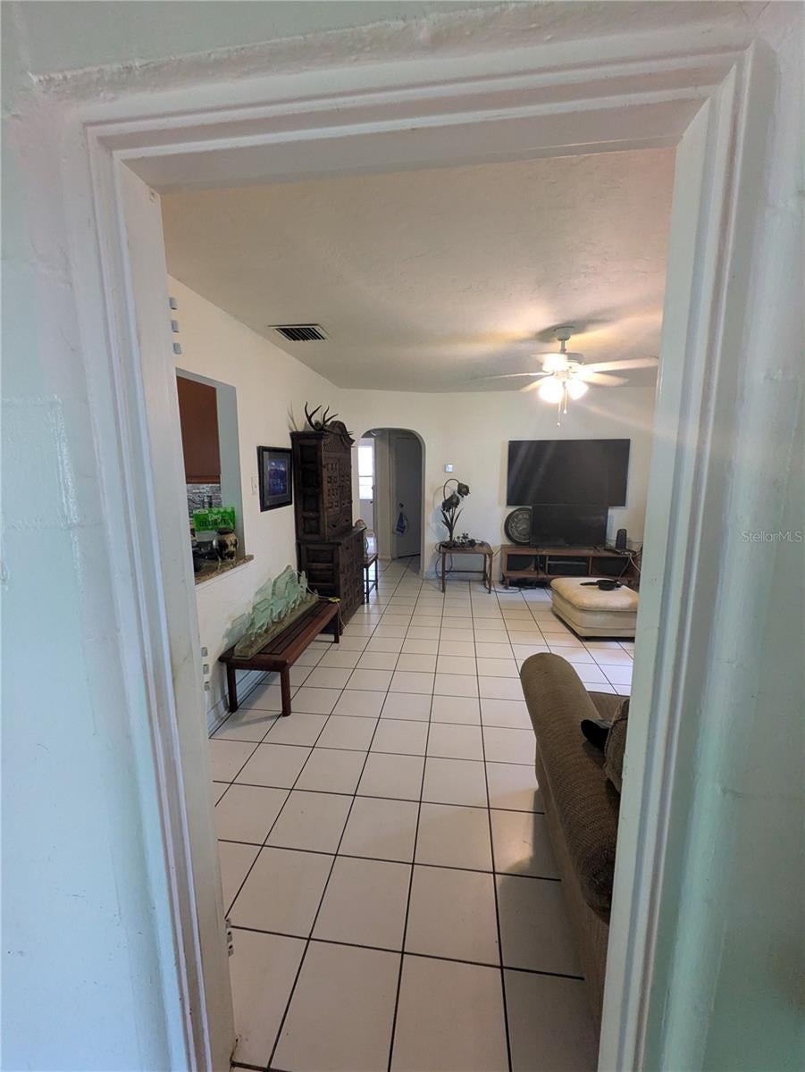 2007 E Rampart St, Tampa, FL 33604 photo
