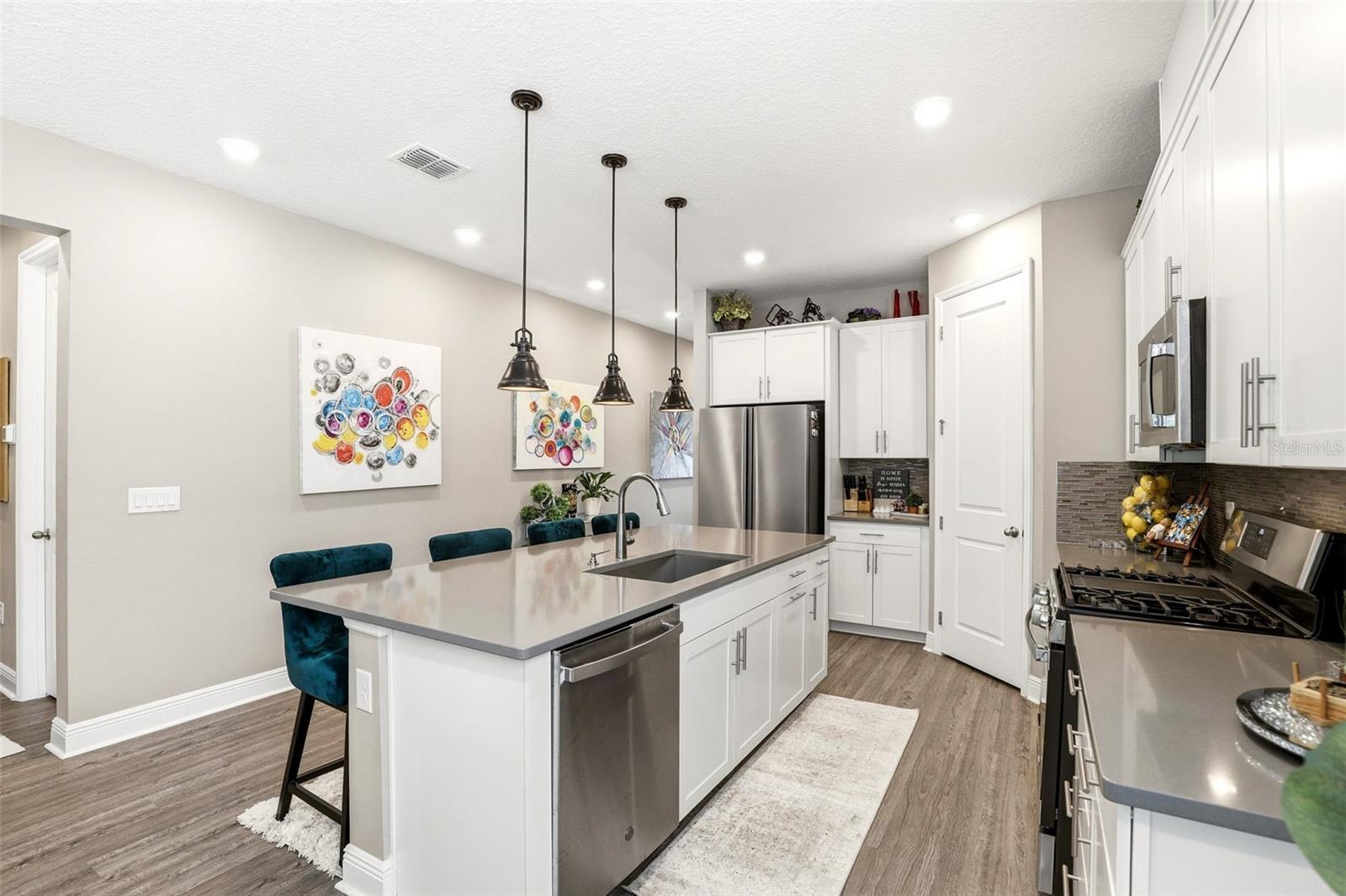 5256 Meadow Song Dr, Okahumpka, FL 34762 photo