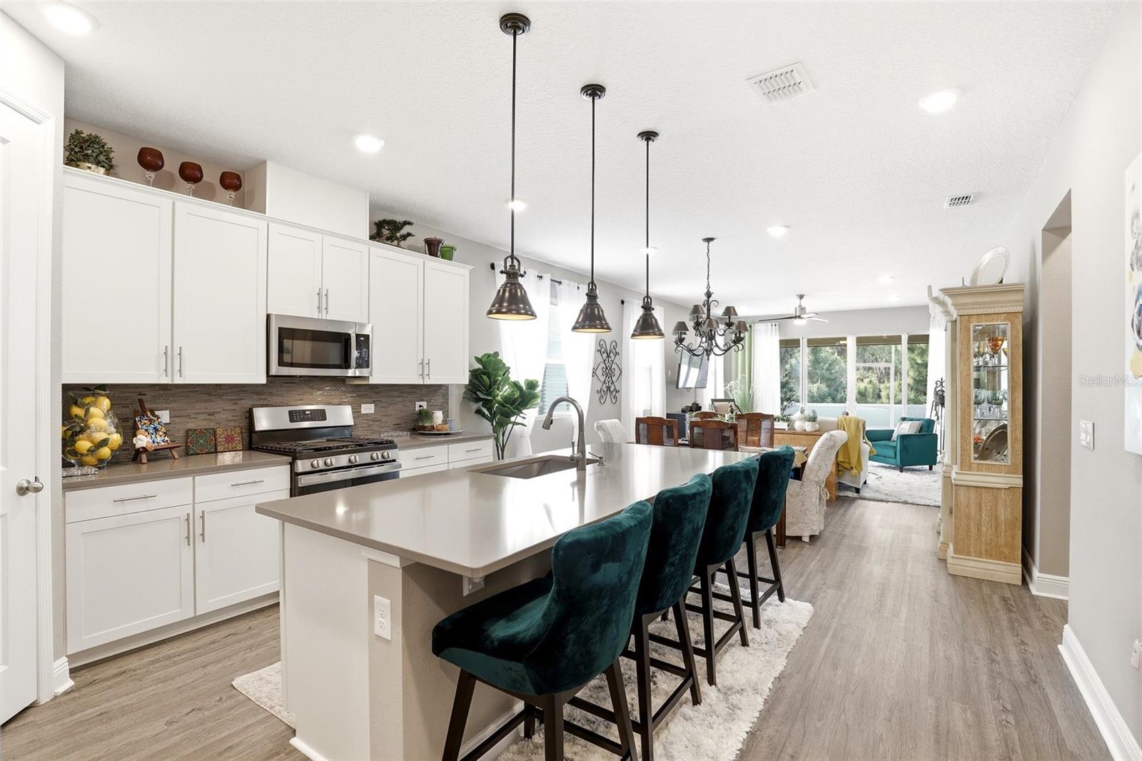 5256 Meadow Song Dr, Okahumpka, FL 34762 photo
