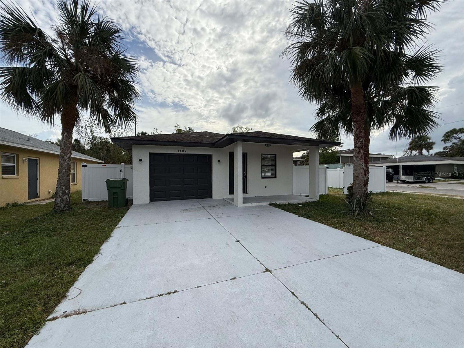 1802 Martin Luther King Ave, Bradenton, FL 34208