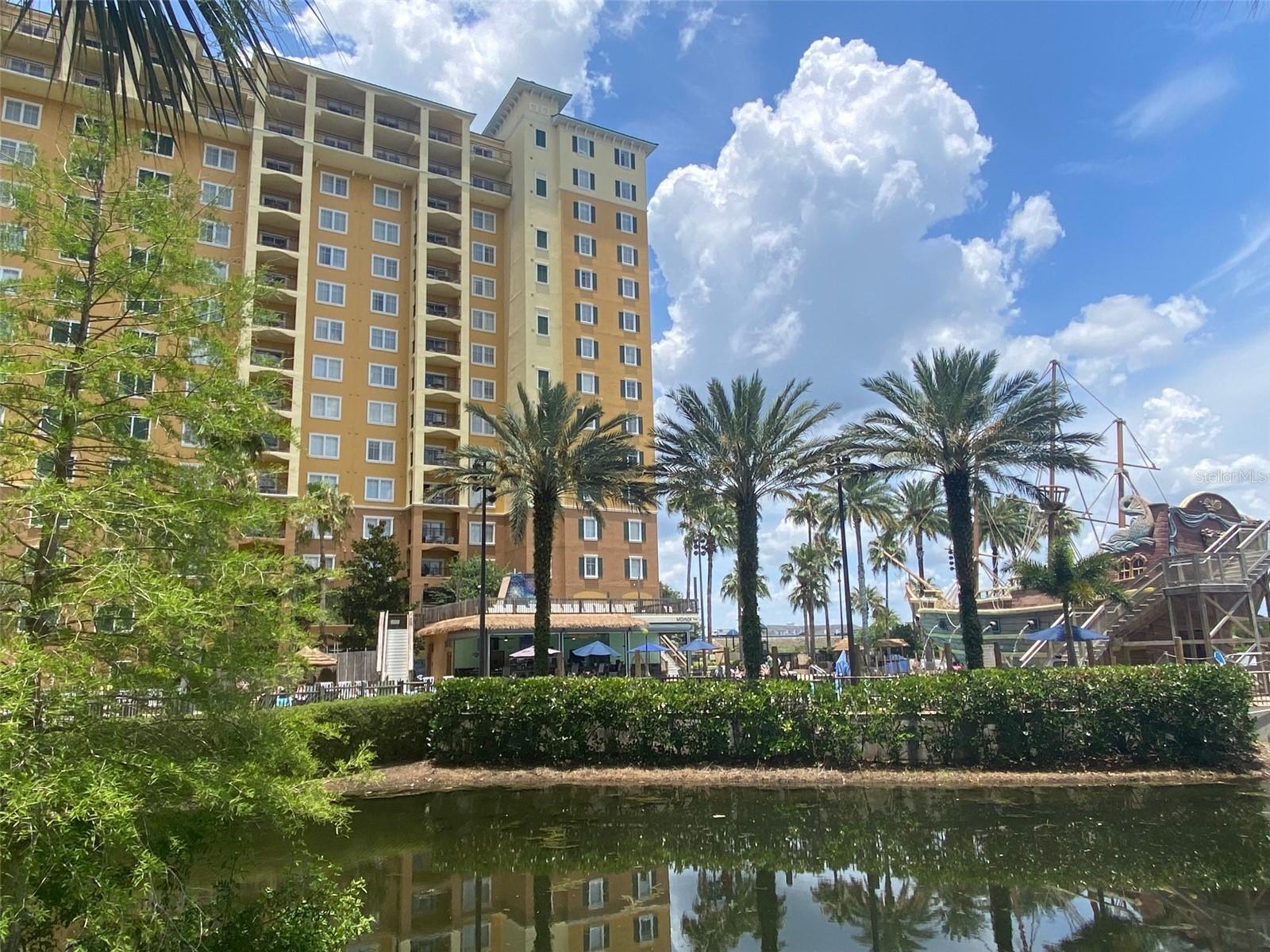8125 Resort Village Dr, Orlando, FL 32821