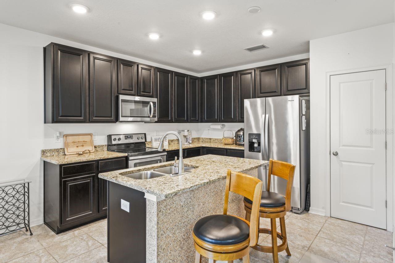 571 Windsor Way, Spring Hill, FL 34609 photo