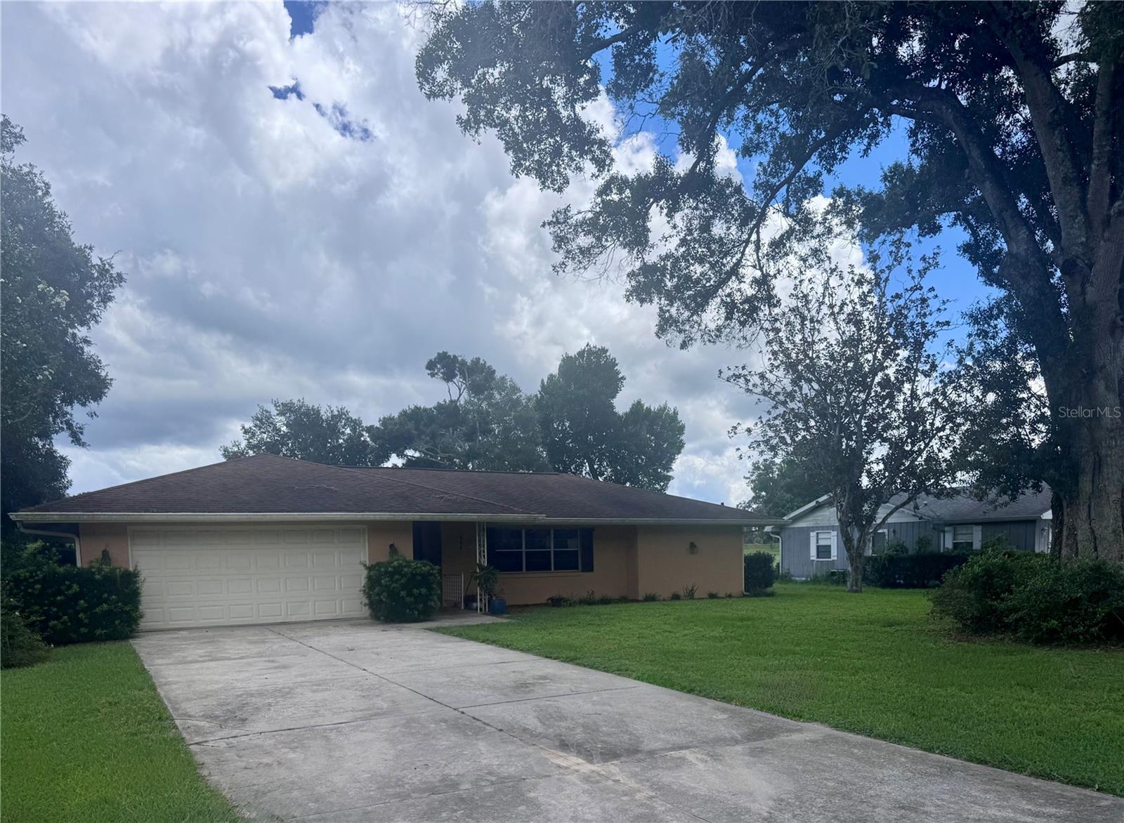 6088 Fairway Dr, Ridge Manor, FL 33523
