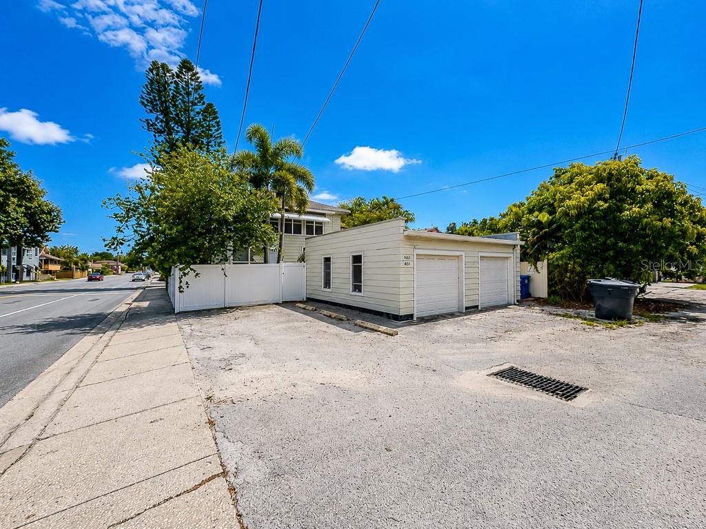 400 20 St, Saint Petersburg, FL 33713 photo