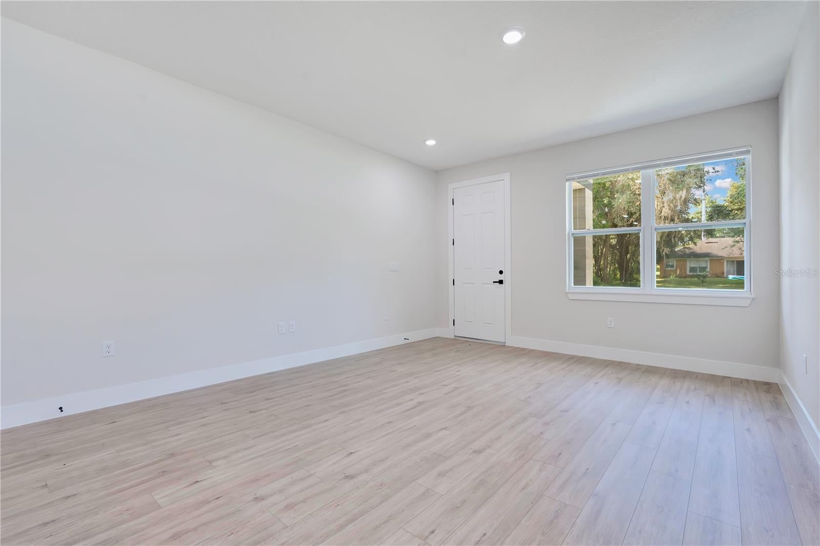427 E 13 St, Apopka, FL 32703 photo