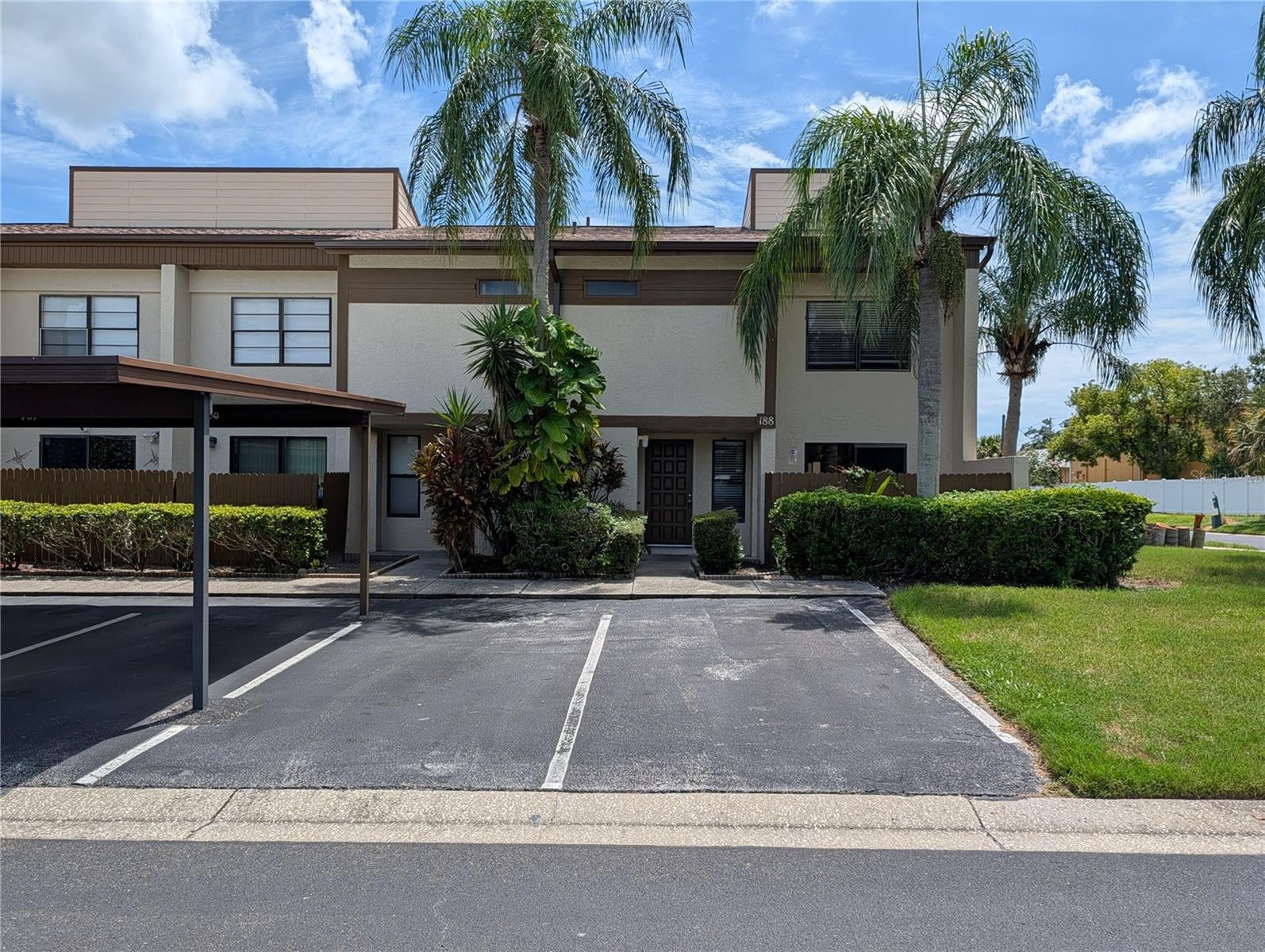 9209 Seminole Blvd, Seminole, FL 33772