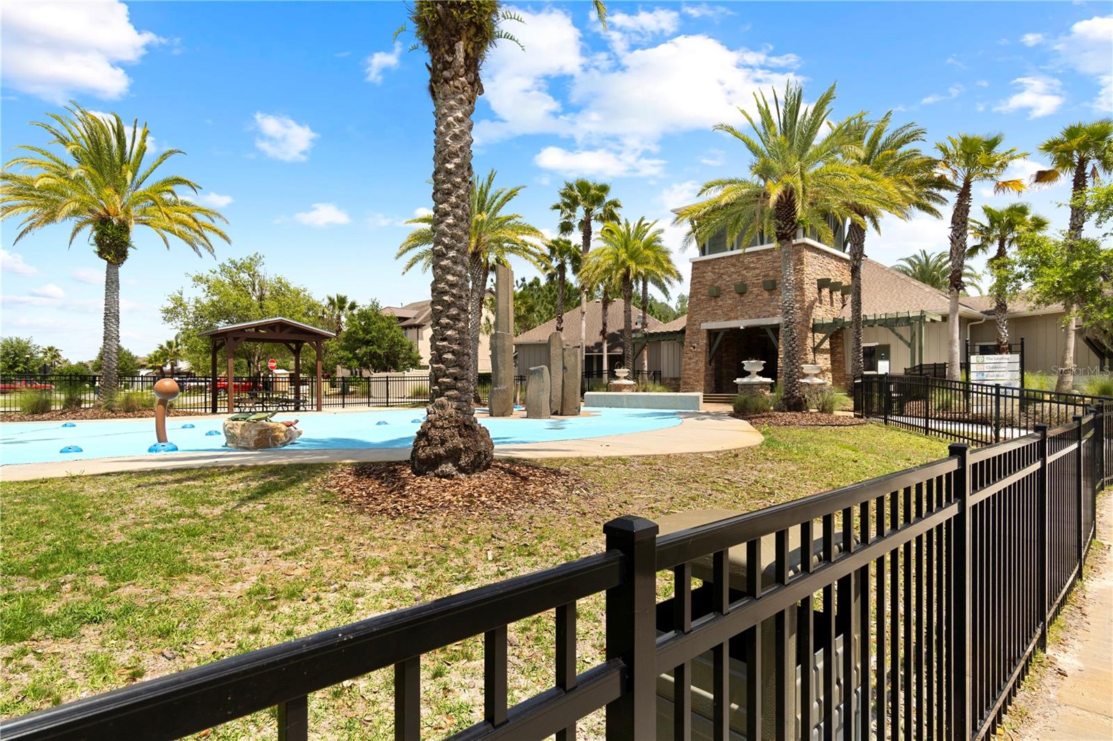 1588 Ludington Ave, Wesley Chapel, FL 33543 photo
