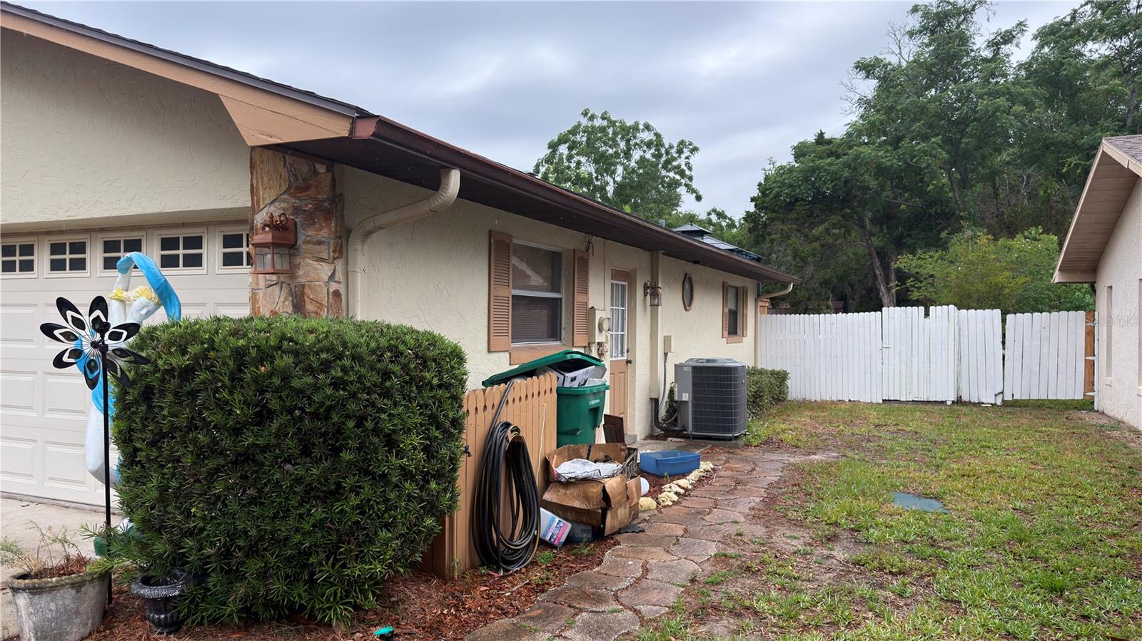 4076 S Oakhurst Dr, Homosassa, FL 34446 photo