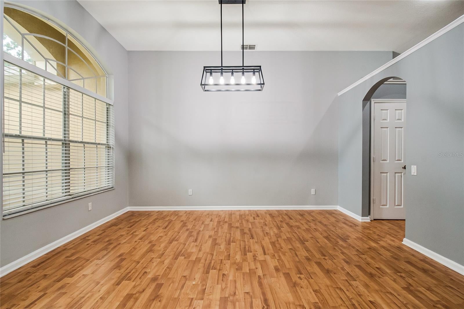 116 Oak Grove Cir, Lake Mary, FL 32746 photo