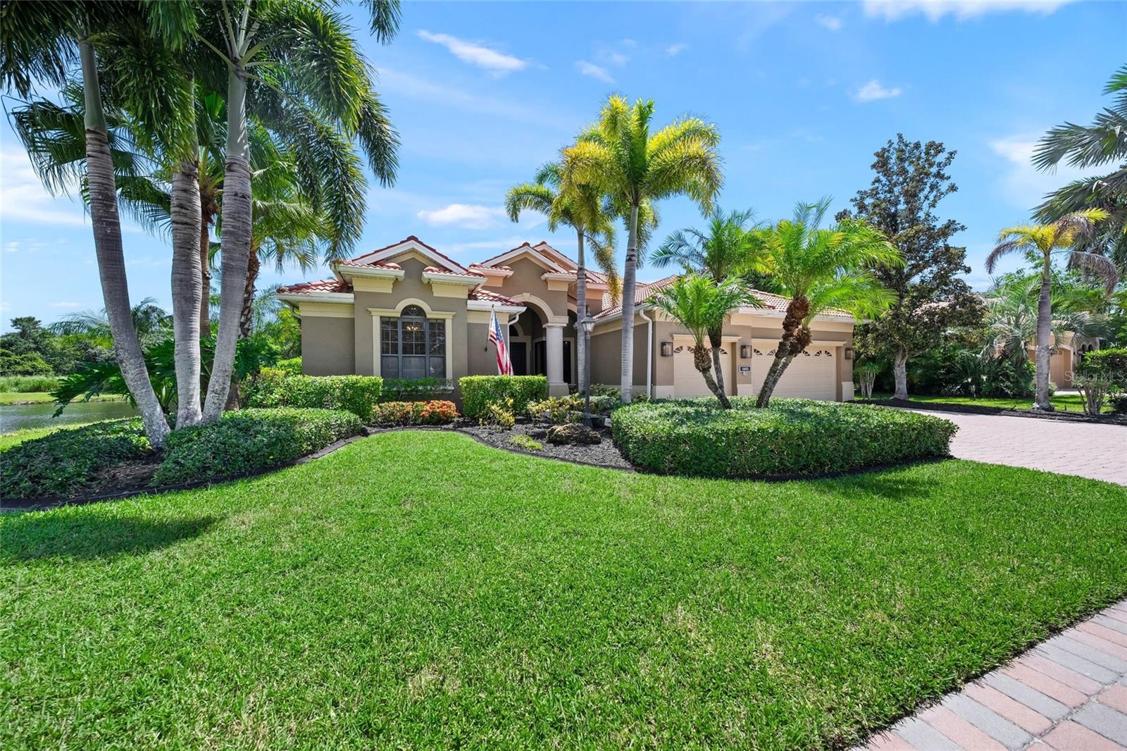 4665 Tuscana Dr, Sarasota, FL 34241 photo