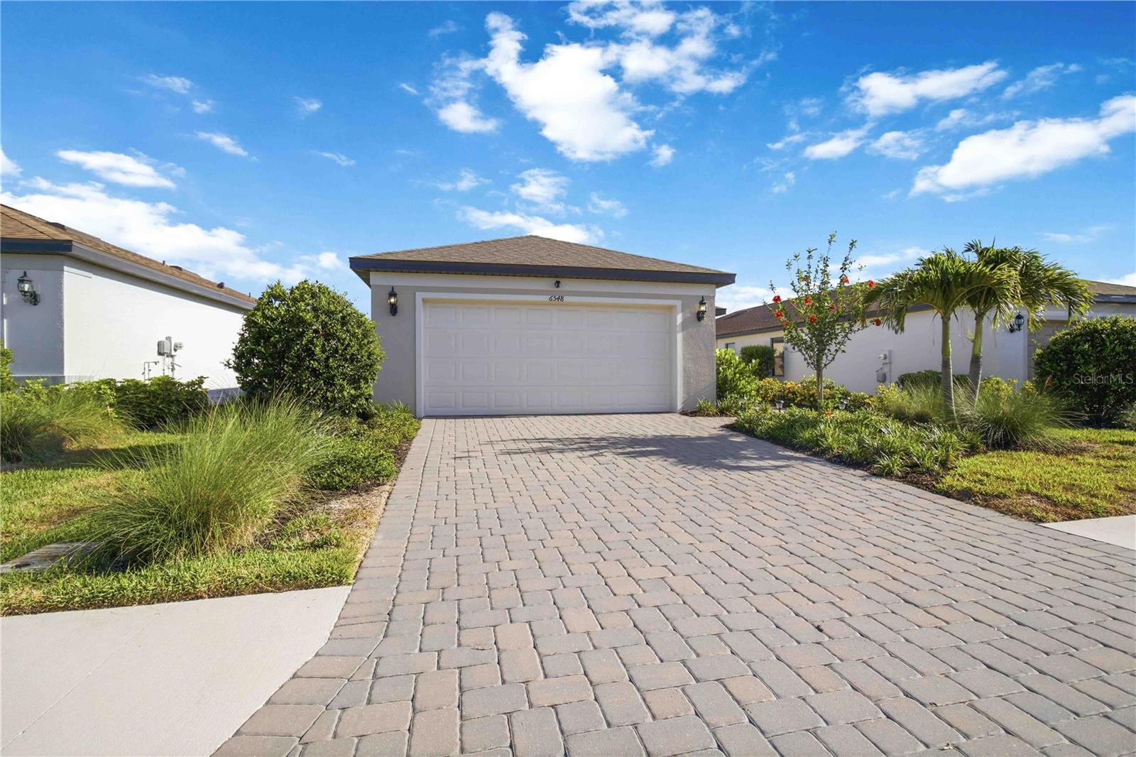 6548 Silverstar Dr, Sarasota, FL 34240 photo