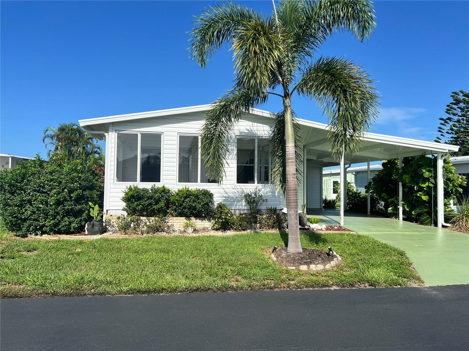 7 Esplanade St, Englewood, FL 34223